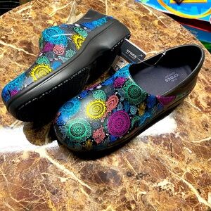 CROCS at work womens US 10 NWT